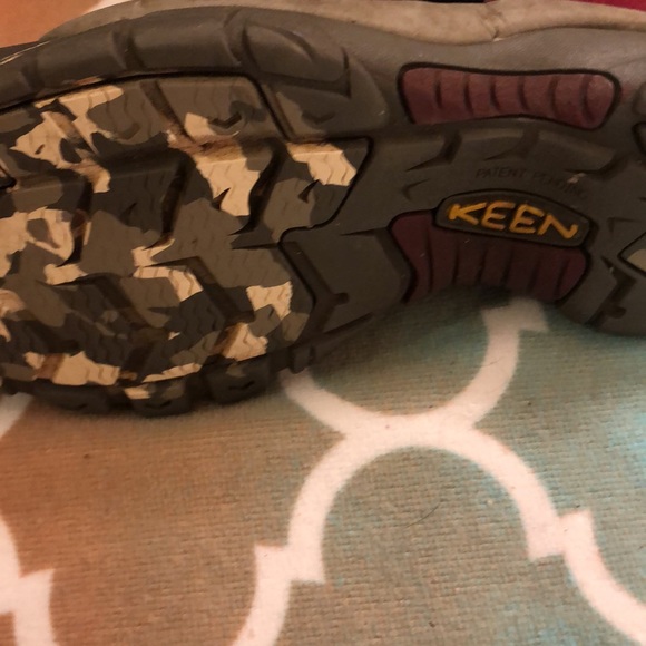 keen shoes 24 preloved keen hiking sandals poshmark keen shoes 24 preloved keen hiking sandals poshmark